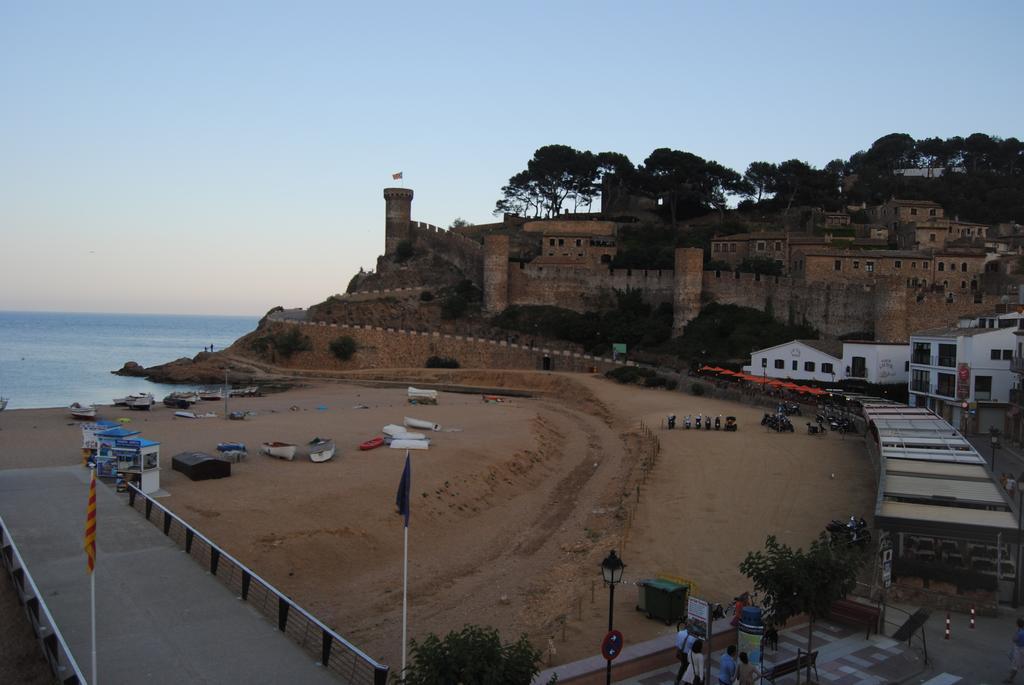 Hotel Victoria Tossa de Mar Exterior photo
