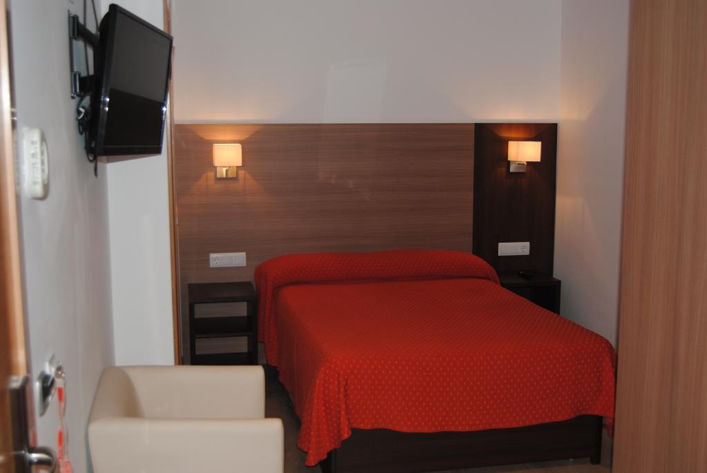 Hotel Victoria Tossa de Mar Room photo