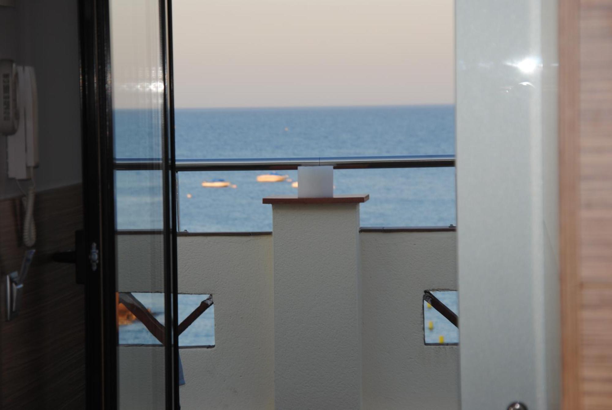 Hotel Victoria Tossa de Mar Room photo